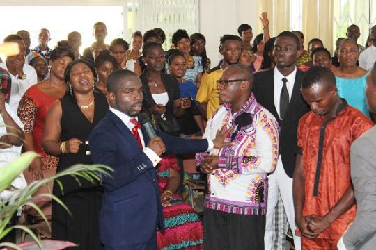 revival-2016-sunday-joint-service-18