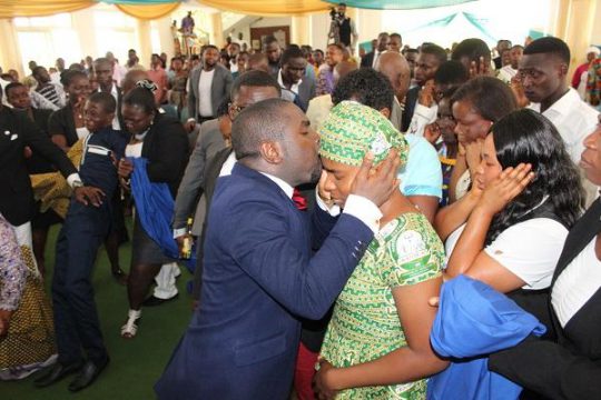 revival-2016-sunday-joint-service-20