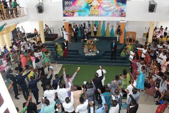 revival-2016-sunday-joint-service-8